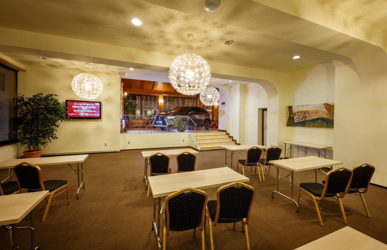 Eden Grand Resort Predeal Luaran gambar